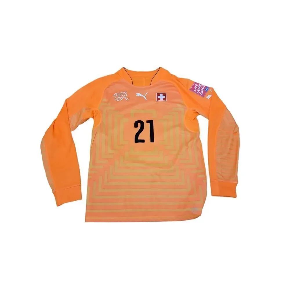Official PUM Switzerland 2015 Goalkeeper Jersey Match Prepared & Signed Size M